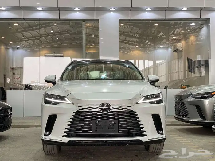 لكزس RX 350 BH هايبرد 2024 مارك ليفنسون - أقل سعر 4