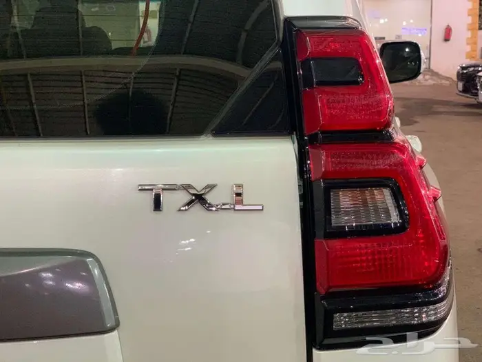 تويوتا برادو موديل 2023 ( 6 سلندر ) 7