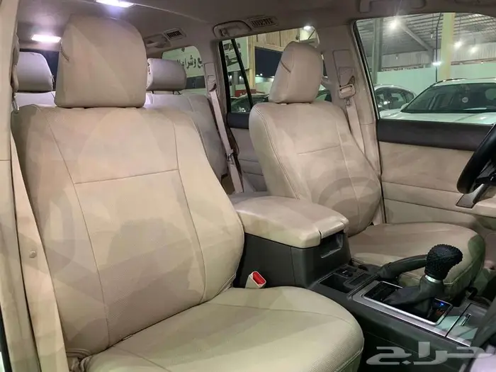 تويوتا برادو موديل 2023 ( 6 سلندر ) 14