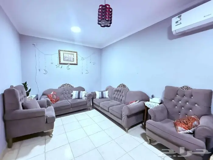 ركنه وطقم كنب للبيع 6