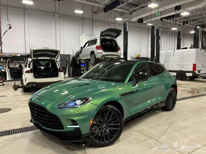 Aston Martin DBX707 - 2024 - 1.000KM 0