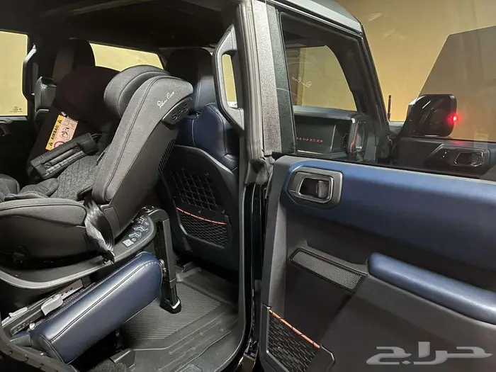 فورد برونكو رابتر 2023 11