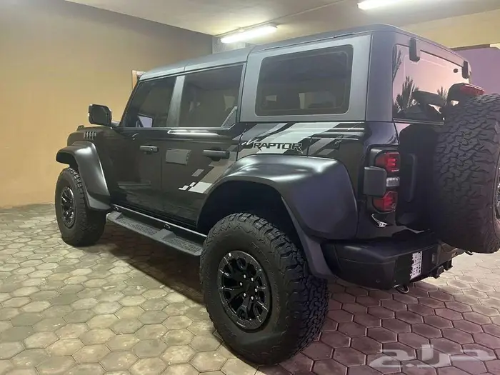فورد برونكو رابتر 2023 3