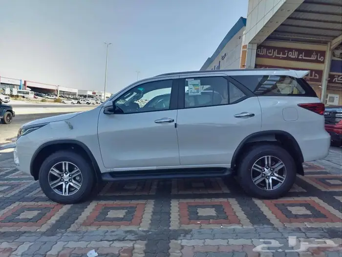 تويوتا فورتشنر GX2 2026 بنزين 4X4 سعودي 10