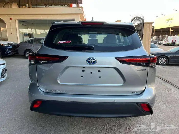 تويوتا هايلاندر GLE هايبرد 2025 5