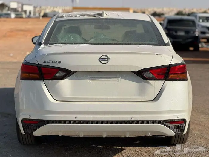 نيسان التيما استندر 13