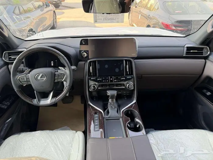 لكزس LX600 2025 سعودي اقل سعر كاش و بنوك 5