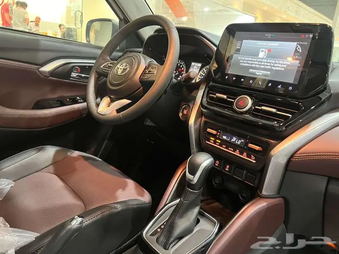 تويوتا اوربان كروزر فل كامل 2026 7