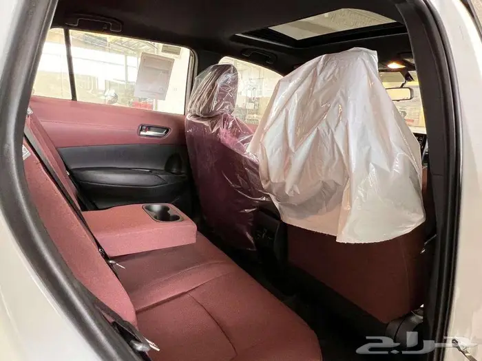 كورولا كروس ستاندر ونص فل 2025 7