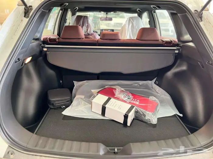 كورولا كروس ستاندر ونص فل 2025 9