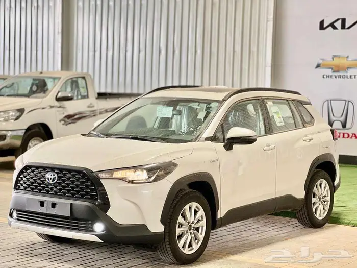 كورولا كروس ستاندر ونص فل 2025 14