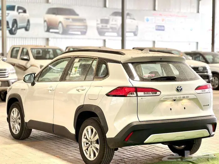 كورولا كروس ستاندر ونص فل 2025 19