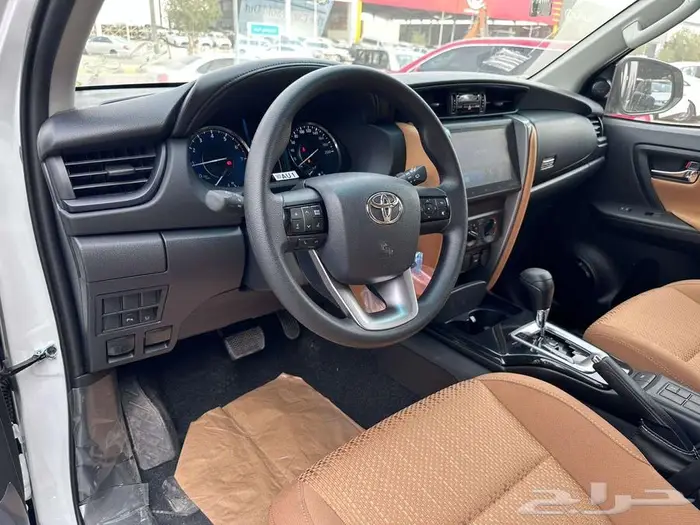 تويوتا فورتشينر GX2-بنزين دبل 2026 7