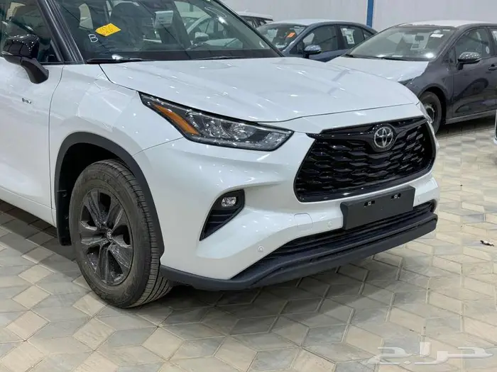 تويوتا هايلاندر دبل بلاك اديشن ابيض هايبرد 2025 اقل سعر 12