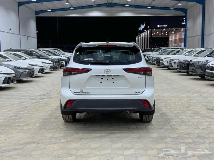 تويوتا هايلاندر دبل بلاك اديشن ابيض هايبرد 2025 اقل سعر 27