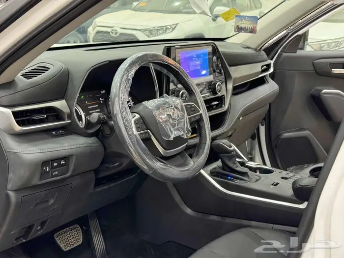 تويوتا هايلاندر دبل بلاك اديشن ابيض هايبرد 2025 اقل سعر 37