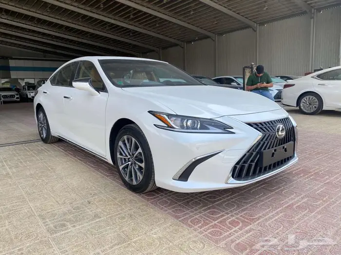 لكزس - ES350 CA - 2025 الساير كويتي جميع الالوان 16
