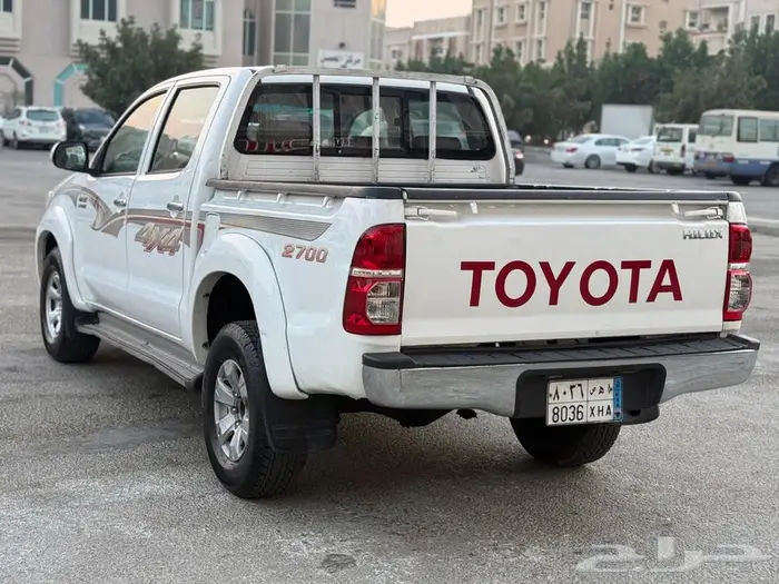 تويوتا هايلوكس 2013 5