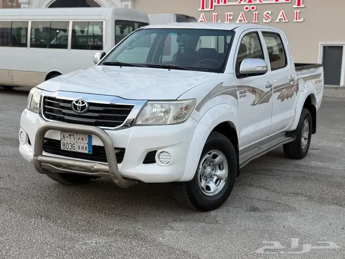 تويوتا هايلوكس 2013 1