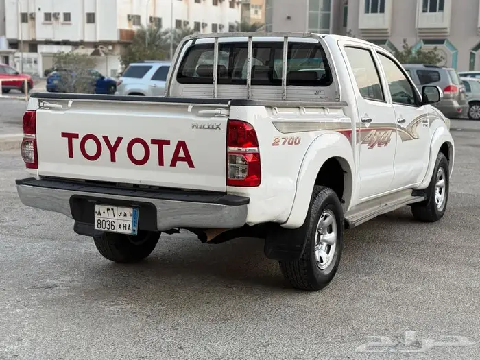 تويوتا هايلوكس 2013 6