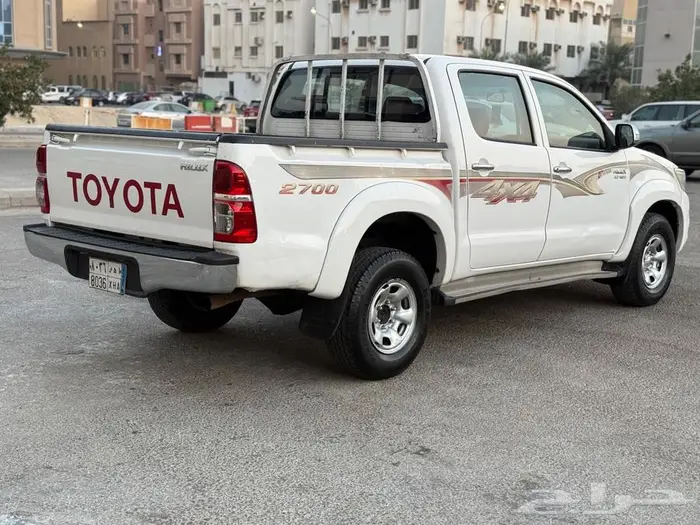 تويوتا هايلوكس 2013 9