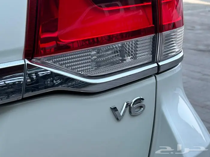 لاندكروزر GXR 2 PLUS موديل 2021 عداد 99 الف مواصفات خاصة 12