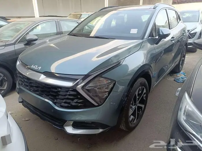 كيا سبورتاج نص فل بانوراما 2025 ماكينة 1.6 دفع امامي سلوفاكي 3