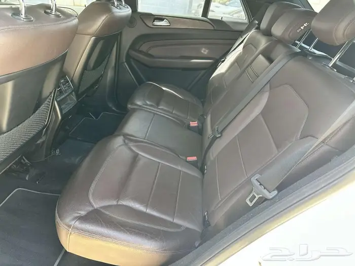 Mercedes Benz ML 400 موديل 2015 15