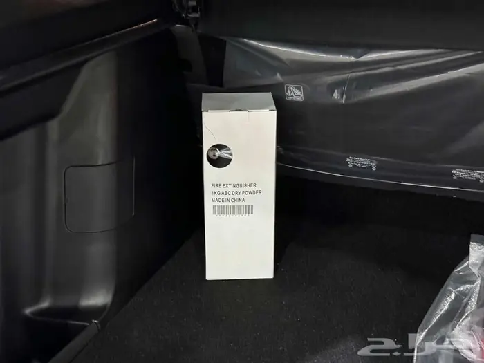 تويوتا اوربان فل ابيض سقف اسود بنزين 2026 اقل سعر كاش واقساط 3