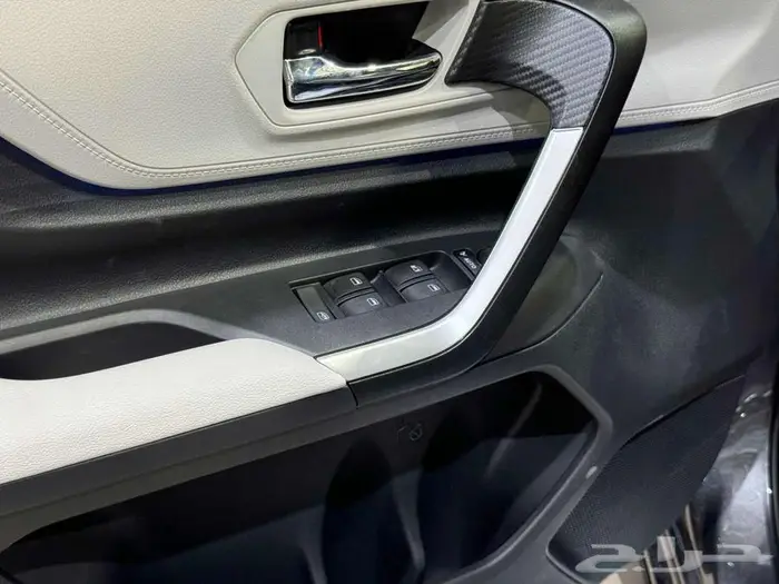 تويوتا فيلوز رمادي بنزين 2025 اقل سعر كاش واقساط 22