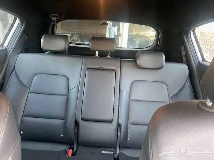 كيا سبورتاج 2019 فل ديزل المكينه 1600وارد كوريا جمارك للبيع 36