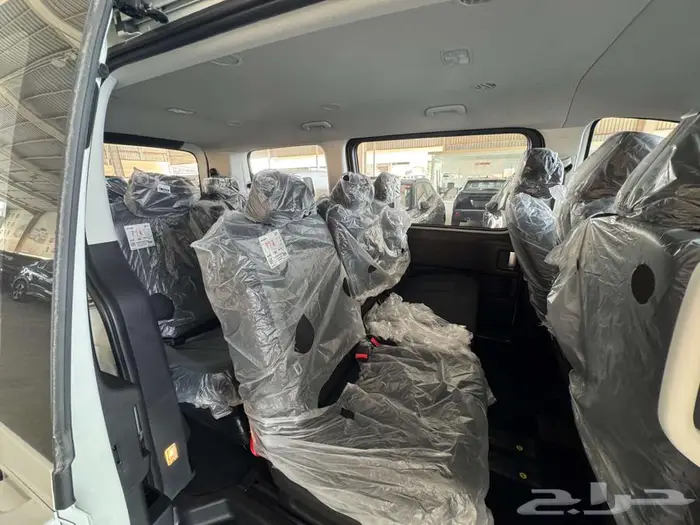 هيونداي ستاريا 15