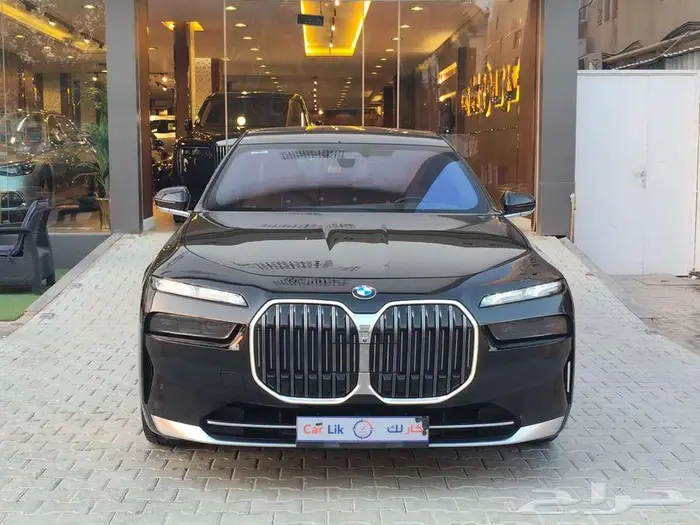 BMW 735I-2023 مستخدم 0