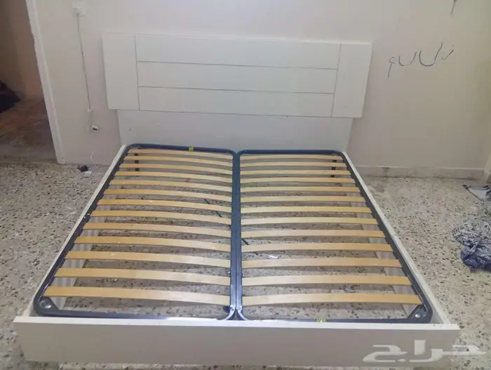 سرير نفرين من ايكيا 0