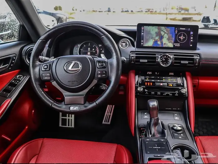 لكزس IS 300 F-SPORT 2   موديل 2023 11
