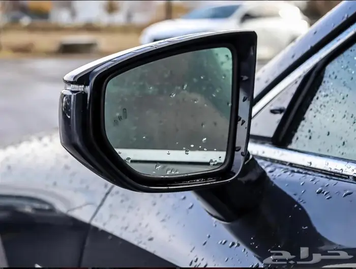 لكزس IS 300 F-SPORT 2   موديل 2023 7