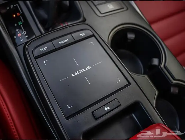 لكزس IS 300 F-SPORT 2   موديل 2023 13