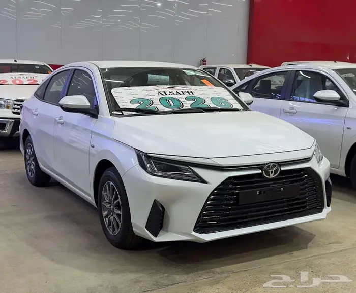 تويوتا يارس Y ستاندر الاقل سعر 1