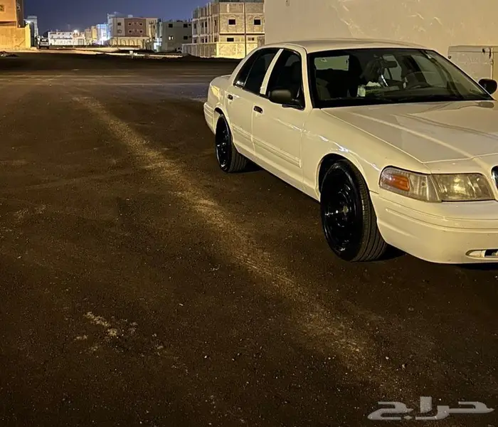 فورد كراون فكتوريا 2009 0