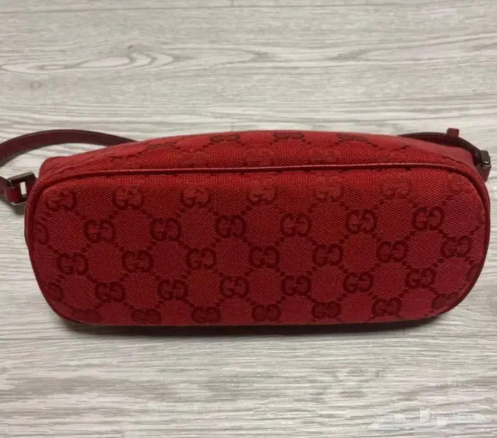 Gucci bag red y2k شنطه قوتشي فنتج 2000s الألفية 4