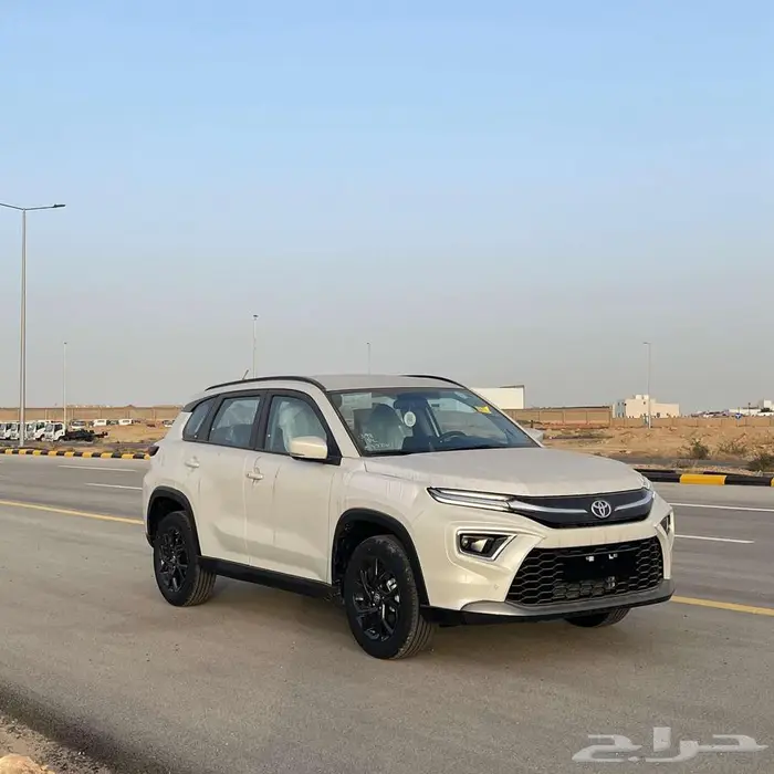 تويوتا اوربان كرروز 2026 4