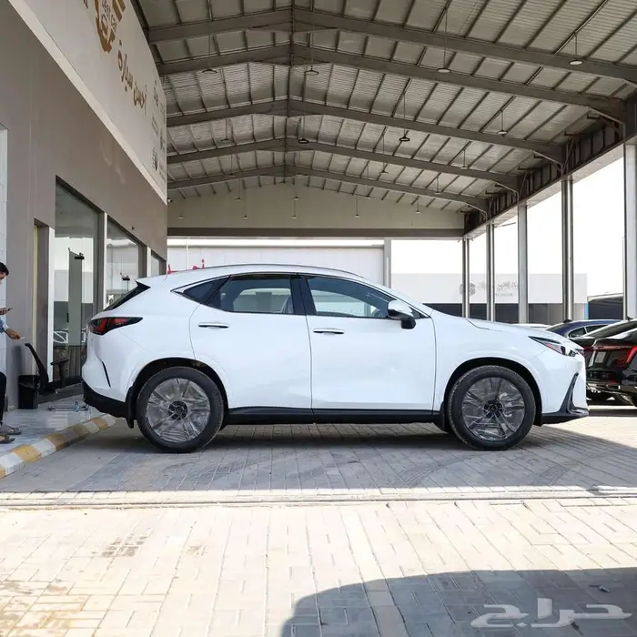 لكزس NX -350 فل كامل فئة CC بلس موديل 2026 - بريمي 3