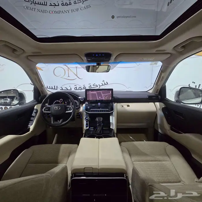 لاندكروزر GXR رقم 3 بنزين 2023 ممشى 51 الف كيلو 9