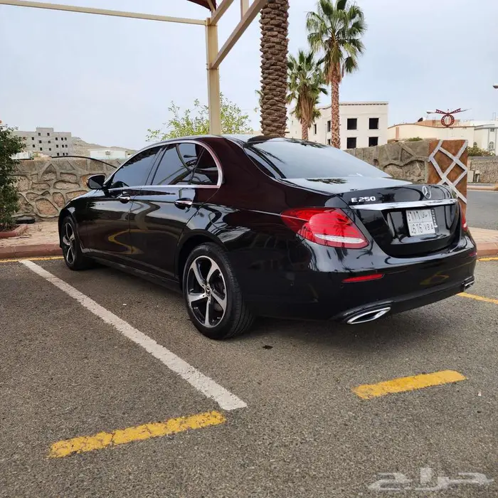مرسدس بنز E250 بحاله ممتااازه 4