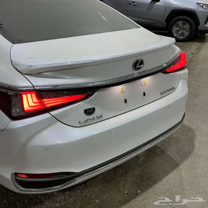لكزس ES300 AH هايبرد موديل 2025 عرض مميز اليوم كاش واقساط 8