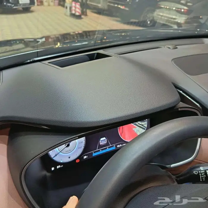 سنتافي بريميوم فل كامل 2023 اسود اصفار وكاله. 6