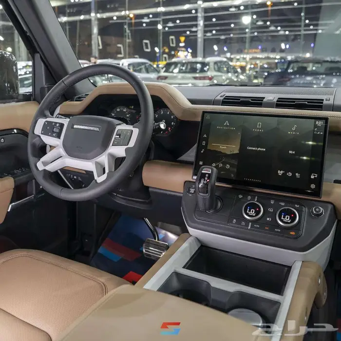 لاندروفر ديفندر 110 SE اكس ديناميك 2026 12