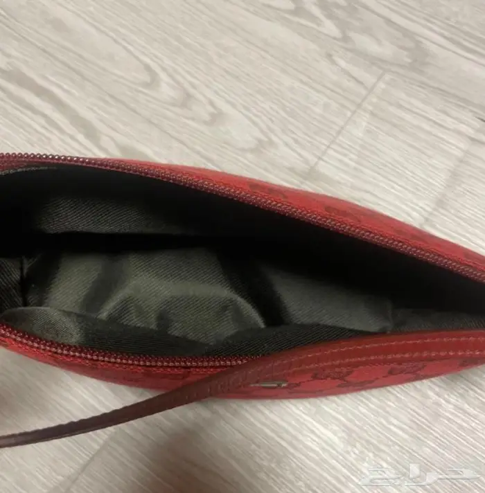 Gucci bag red y2k شنطه قوتشي فنتج 2000s الألفية 9