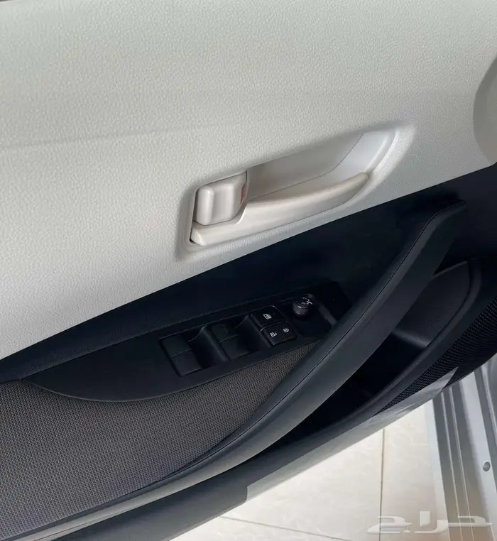 كورولا XLI ستاندر 2.0 2025 6