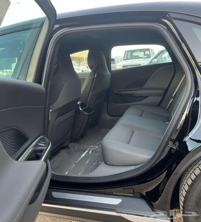 لوسيد اير موديل 2025 - معرض خلف للسيارات 8